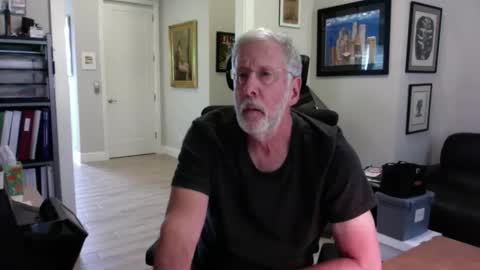 Snapshot of bustinout99 chatting on March 15, 7:20 pm afternoon wood online show from March 15, 7:20 pm