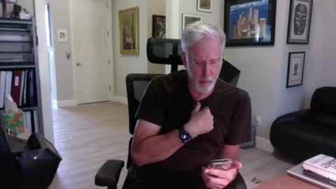Snapshot of bustinout99 chatting on March 25, 7:20 pm afternoon wood online show from March 25, 7:20 pm