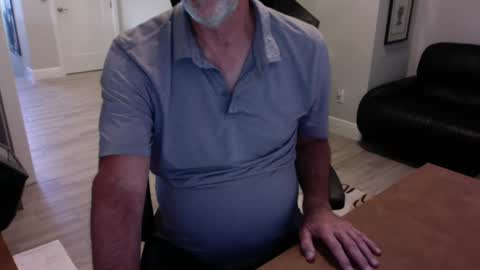Snapshot of bustinout99 chatting on July 11, 9:05 pm afternoon wood online show from July 11, 9:05 pm