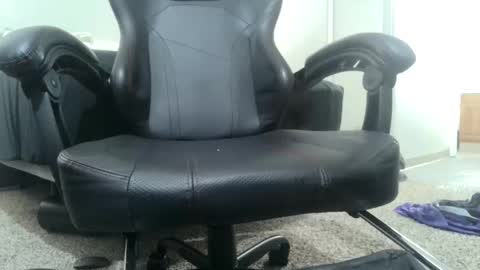 Snapshot of bustmeballs chatting on October 27, 9:19 pm bustmeballs online show from October 27, 9:19 pm