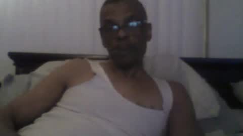 Busturgutzgd1 online show from December 2, 5:37 am