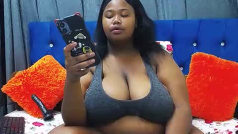 bustybmwx online show from September 25, 9:35 am