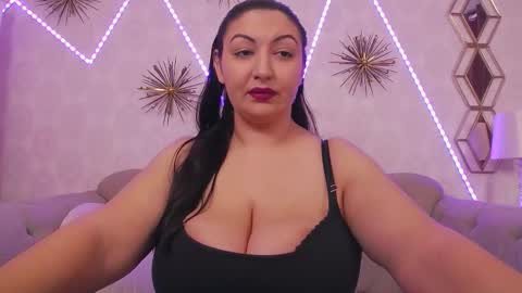 Snapshot of bustyeva_ chatting on February 9, 4:38 am online between 6AM and 2PM EET almost everyday. online show from February 9, 4:38 am