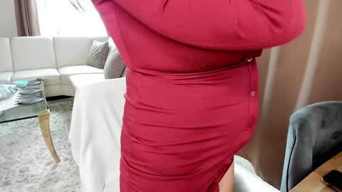 Snapshot of bustynataschax chatting on February 24, 10:35 am Natascha online show from February 24, 10:35 am