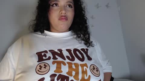 Mary  online show from December 11, 5:21 am