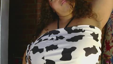 Mary  online show from February 25, 9:09 am