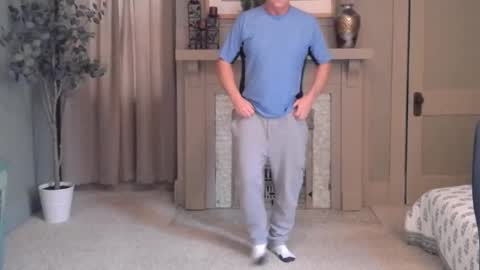 Snapshot of buttnakedfun954737 chatting on January 16, 6:48 pm Miles online show from January 16, 6:48 pm