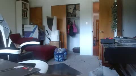 Snapshot of bwall1425 chatting on May 21, 7:32 pm bwall1425 online show from May 21, 7:32 pm