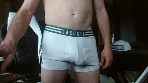 Snapshot of bwall1425 chatting on May 27, 7:44 pm bwall1425 online show from May 27, 7:44 pm
