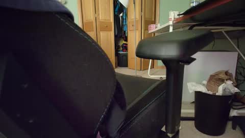 bxdieelatina online show from February 8, 6:55 pm