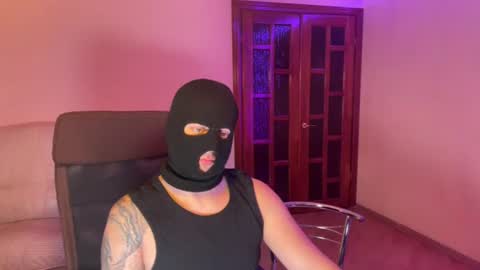 Snapshot of by_basimon chatting on June 15, 9:39 pm Elian Web online show from June 15, 9:39 pm