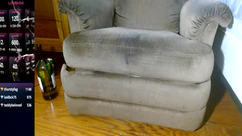 Snapshot of bygd334 chatting on February 27, 7:19 am biggdw79 online show from February 27, 7:19 am