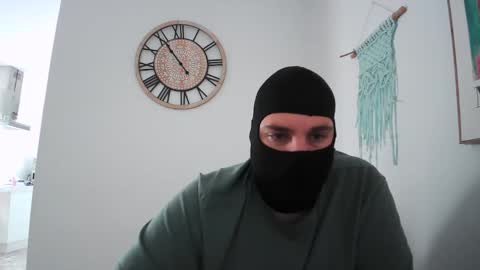 Snapshot of c66752837 chatting on April 30, 8:53 am clark kent online show from April 30, 8:53 am