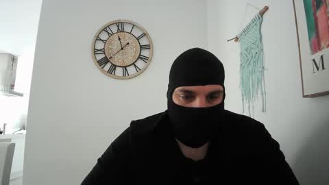 Snapshot of c66752837 chatting on May 11, 9:37 am clark kent online show from May 11, 9:37 am