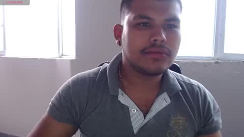 Snapshot of caballero_____ chatting on December 19, 9:17 pm INSTAGRAM CABALLERO 1998 online show from December 19, 9:17 pm