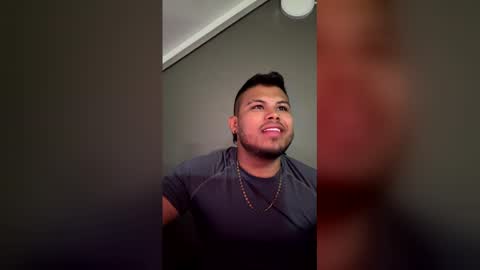 Snapshot of caballero_____ chatting on April 3, 6:11 am INSTAGRAM CABALLERO 1998 online show from April 3, 6:11 am