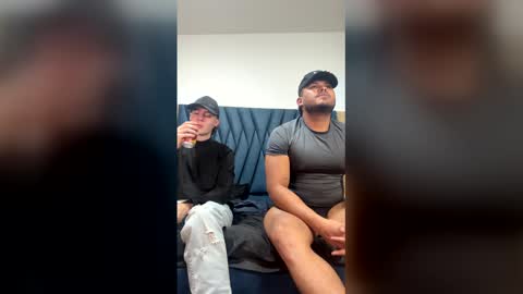 Snapshot of caballero_____ chatting on April 8, 8:36 am INSTAGRAM CABALLERO 1998 online show from April 8, 8:36 am