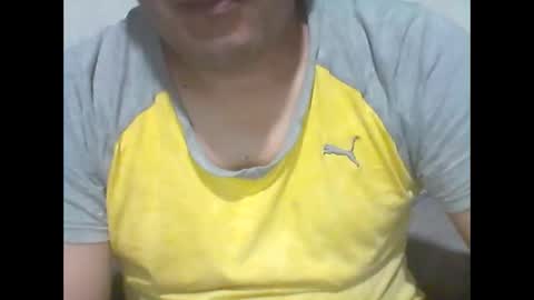 Snapshot of cachito83915 chatting on November 5, 4:12 am Cachudosexy online show from November 5, 4:12 am