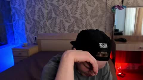Snapshot of cactusjames_69 chatting on May 21, 2:35 pm James online show from May 21, 2:35 pm