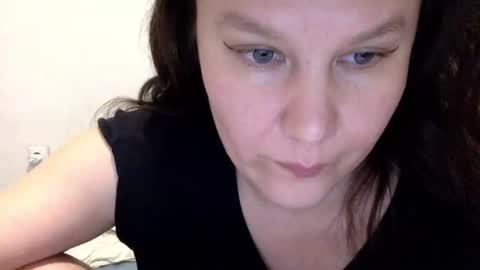 Lamb online show from September 29, 6:02 pm