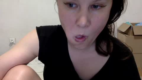 Snapshot of caffeinated_lamb chatting on June 3, 6:02 pm Lamb online show from June 3, 6:02 pm