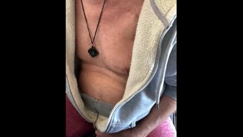 Snapshot of cage_lockdwood chatting on December 18, 6:03 pm cage_lockdwood online show from December 18, 6:03 pm