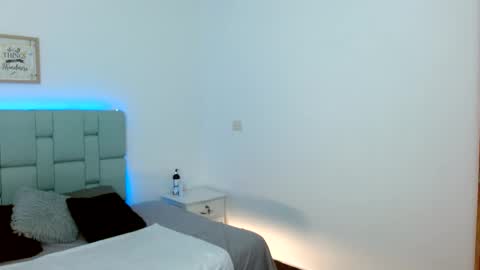 Snapshot of cailyn_briona chatting on December 5, 6:22 pm Cailyn Independent model online show from December 5, 6:22 pm