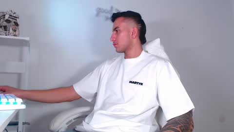 Snapshot of caishenx chatting on May 5, 3:14 am caishenx online show from May 5, 3:14 am
