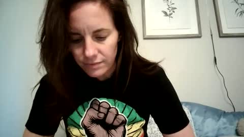 Snapshot of caitie__citrine chatting on October 28, 7:05 pm Caitie Citrine online show from October 28, 7:05 pm