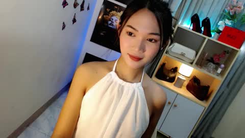 caitlin online show from March 18, 6:33 pm