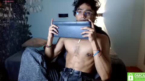 Snapshot of caleb_stefan chatting on July 21, 12:40 pm caleb stefan online show from July 21, 12:40 pm