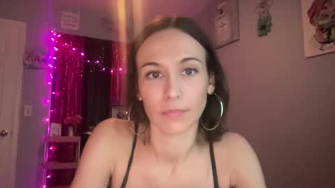 Snapshot of calibarbie24 chatting on October 30, 5:13 pm calibarbie24 online show from October 30, 5:13 pm