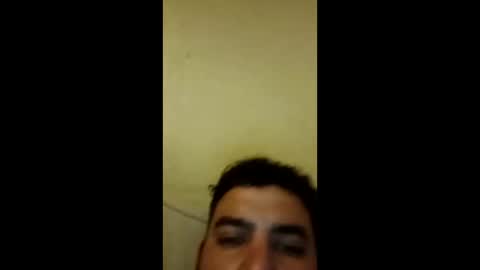 Snapshot of caliboy01990872 chatting on April 11, 12:09 pm caliboy01990872 online show from April 11, 12:09 pm