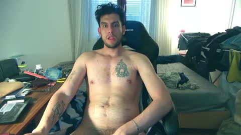 Snapshot of calientecalientee chatting on May 15, 4:14 pm calientecalientee online show from May 15, 4:14 pm