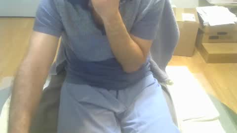 Snapshot of califun4u chatting on January 16, 1:58 am califun4u online show from January 16, 1:58 am