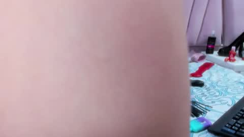 Snapshot of calipso_swet chatting on December 12, 7:30 am Calipso Swet online show from December 12, 7:30 am