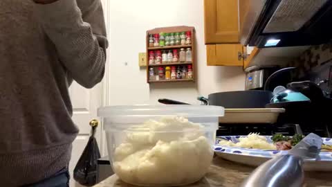 calishop1 online show from December 12, 4:59 am