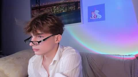 Snapshot of call__me_leo chatting on February 3, 9:29 pm Call me Leo online show from February 3, 9:29 pm
