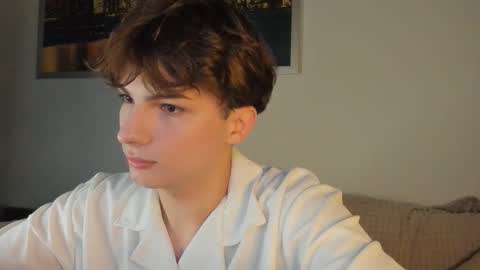Snapshot of call__me_leo chatting on March 1, 12:45 pm Call me Leo online show from March 1, 12:45 pm