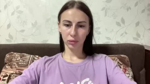 Anna online show from November 14, 1:32 pm