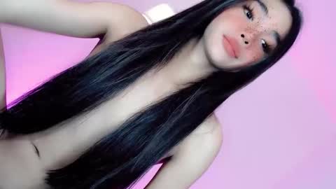 Snapshot of call_me_nina chatting on May 5, 1:46 am call_me_nina online show from May 5, 1:46 am