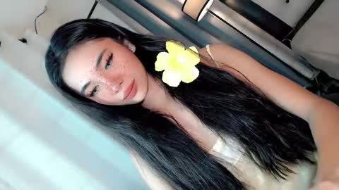 Snapshot of call_me_nina chatting on May 31, 2:09 am call_me_nina online show from May 31, 2:09 am