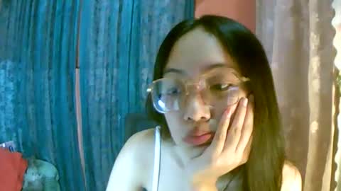 Freya online show from October 20, 7:20 am