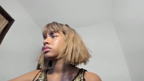 Callie online show from March 25, 5:02 am