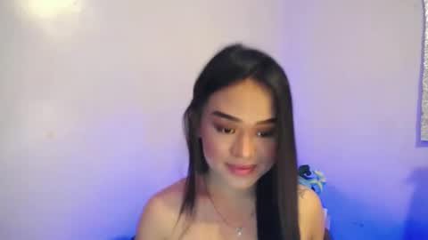 Snapshot of callme_mama chatting on December 22, 10:47 pm Althea online show from December 22, 10:47 pm