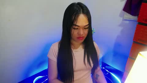 Snapshot of callme_mama chatting on December 27, 5:59 pm Althea online show from December 27, 5:59 pm