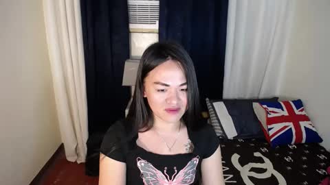 Snapshot of callme_mama chatting on January 14, 7:00 pm Althea online show from January 14, 7:00 pm