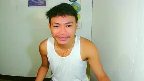 Snapshot of callmebabyceejay_ chatting on June 7, 9:07 pm Ceejay online show from June 7, 9:07 pm