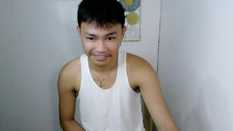 Snapshot of callmebabyceejay_ chatting on June 14, 12:08 am Ceejay online show from June 14, 12:08 am