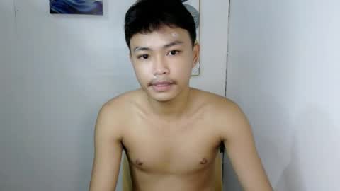 Snapshot of callmebabyceejay_ chatting on June 24, 2:21 am Ceejay online show from June 24, 2:21 am